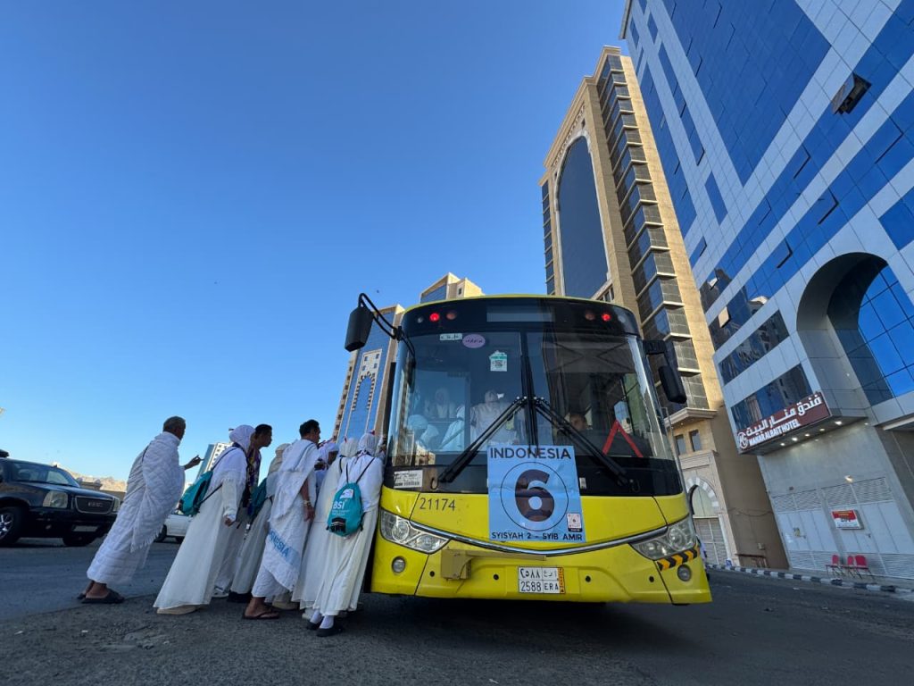 Layanan Bus Sholawat Siap Layani Jemaah 24 Jam di Makkah
